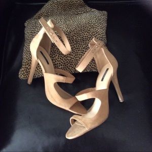 Tan suede Stiletto sandal